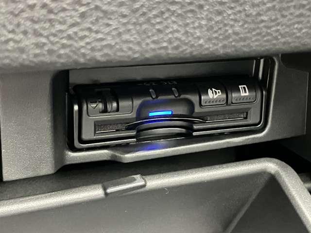 セレナ オーテック スポーツスペック ★純正メモリーナビ/フルセグTV★BLUETOOTH★アラウンドビューモニター★エマージェンシーブレーキ★プロパイロット★両側電動スライドドア★LEDヘッドライト★デジタルインナー(28枚目)