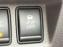 各種スイッチは運転席近くに設置されています★