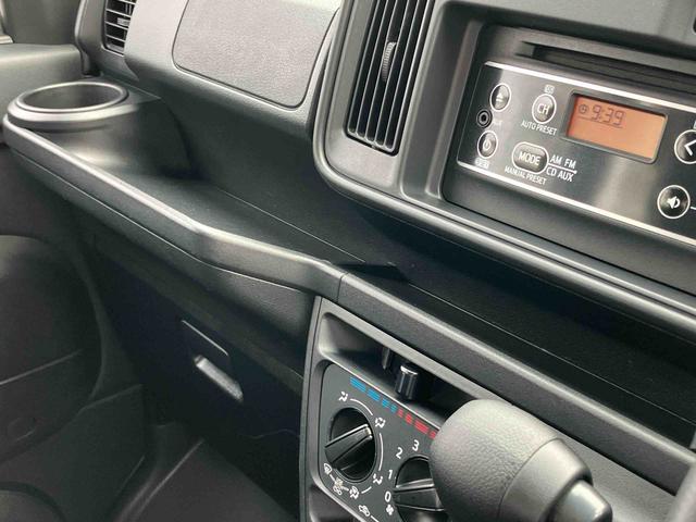 ハイゼットカーゴ デッキバンＬ　ＳＡＩＩＩ　４ＷＤ　ＬＥＤヘッドランプ　保証　まごころ保証　１年間・走行距離無制限付き　ＬＥＤヘッドランプ　４ＷＤ車　オートライト　オートハイビーム　オーバーヘッドシェルフ　前席パワーウインドウ衝突回避支援ブレーキ（16枚目）