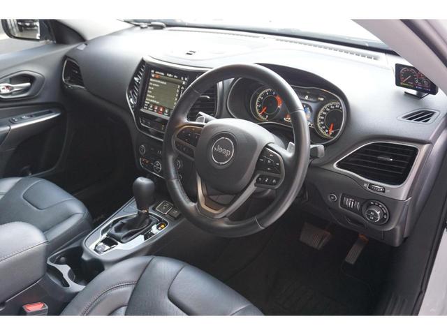リミテッド 1オナ・禁煙・黒革・Carplay/AndroidAuto(18枚目)