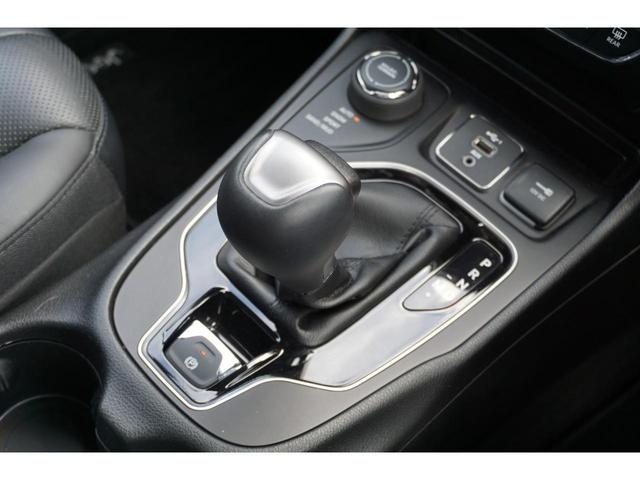 リミテッド 1オナ・禁煙・黒革・Carplay/AndroidAuto(39枚目)
