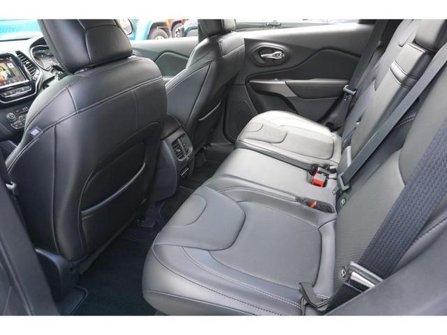 リミテッド 1オナ・禁煙・黒革・Carplay/AndroidAuto(48枚目)