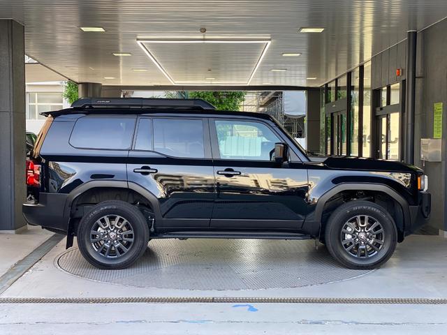 ランドクルーザー２５０ ＶＸ　４ＷＤ　全周囲カメラ　クリアランスソナー　オートクルーズコントロール　レーンアシスト　パワーシート　衝突被害軽減システム　サンルーフ　ナビ　ＴＶ　オートマチックハイビーム　オートライト（22枚目）