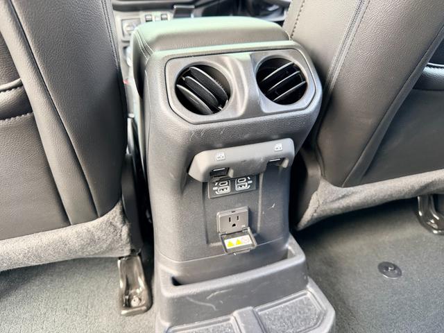 ジープ・ラングラーアンリミテッド サハラ ワンオーナー LEDライト FSBカメラ レザーシート シートヒーター ステアリングヒーター アダプティブクルーズコントロール アップルカープレイ TV アルパイン製サブウーハー ドライブレコーダー(66枚目)