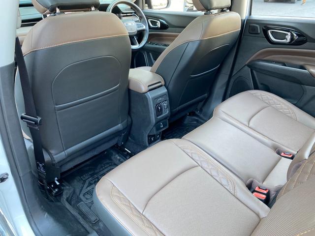 ジープ・コマンダー  ワンオーナー Carplay 全方位カメラ ブラウンレザーシート シートヒーター ステアリングヒーター オートパイロット LEDヘッドライト ハンズフリーパワーリフトゲート 純正ナビ ドラレコ(62枚目)