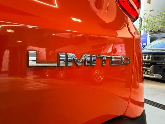 ジープ・レネゲード リミテッド ワンオーナー パノラミックサンルーフ ポーラープランジレザーシート LEDヘッドライト アダプティブクルーズコントロール シートヒーター カープレイ TV Bカメラ ETC(21枚目)