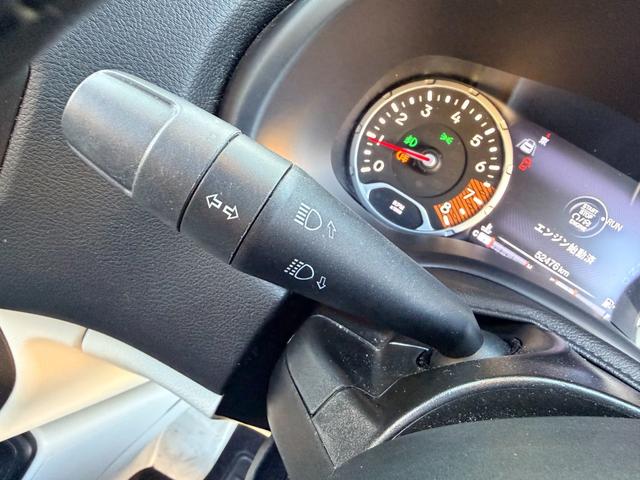 ジープ・レネゲード リミテッド ワンオーナー パノラミックサンルーフ ポーラープランジレザーシート LEDヘッドライト アダプティブクルーズコントロール シートヒーター カープレイ TV Bカメラ ETC(35枚目)