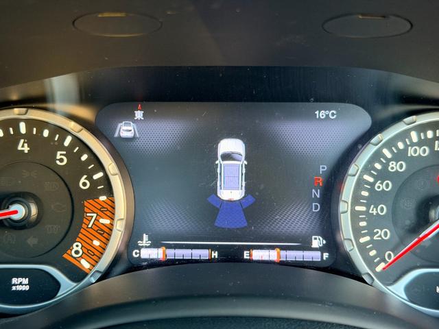 ジープ・レネゲード リミテッド ワンオーナー パノラミックサンルーフ ポーラープランジレザーシート LEDヘッドライト アダプティブクルーズコントロール シートヒーター カープレイ TV Bカメラ ETC(42枚目)