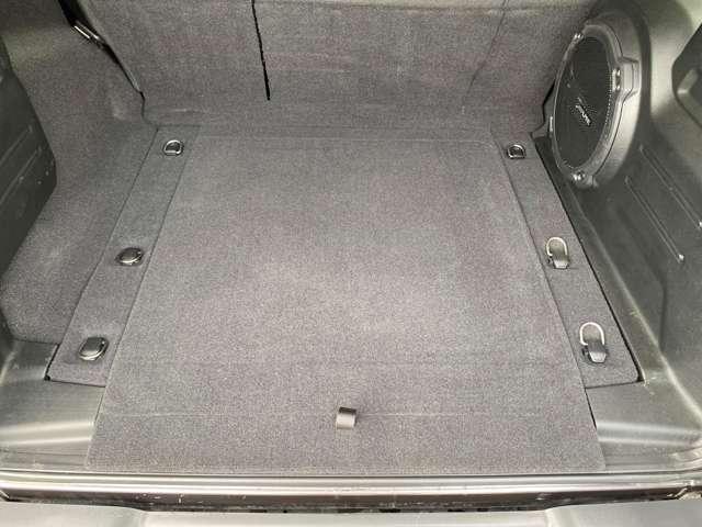 ジープ・ラングラーアンリミテッド サハラ 4WD ワンオーナー TV レザーシート LED アダプティブクルーズコントロール アルパイン製サブウーファー シートヒーター ステアリングヒーター アップルカープレイ ブラインドスポットモニター(69枚目)