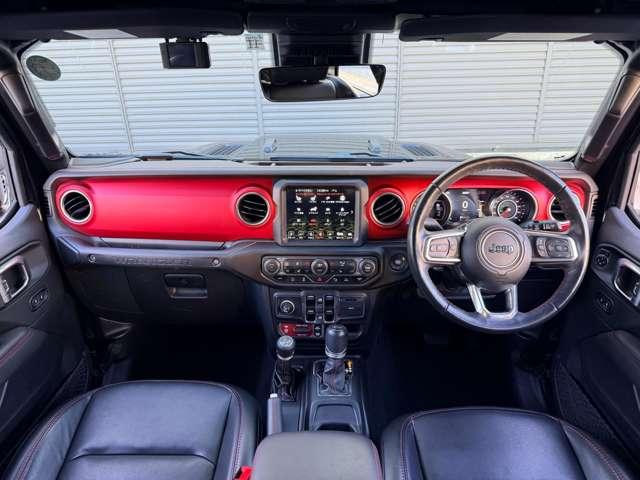 ジープ・ラングラーアンリミテッド ルビコン 4WD ワンオーナー 電動サイドステップ ドライブレコーダー レザーシート カープレイ LEDヘッドライト アダプティブクルーズコントロール TV FSBカメラ(33枚目)