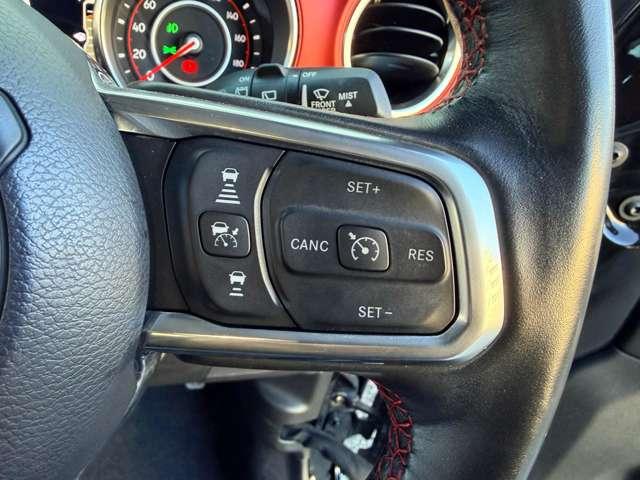 ジープ・ラングラーアンリミテッド ルビコン 4WD ワンオーナー 電動サイドステップ ドライブレコーダー レザーシート カープレイ LEDヘッドライト アダプティブクルーズコントロール TV FSBカメラ(37枚目)