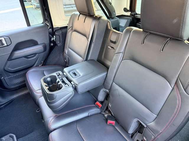 ジープ・ラングラーアンリミテッド ルビコン 4WD ワンオーナー 電動サイドステップ ドライブレコーダー レザーシート カープレイ LEDヘッドライト アダプティブクルーズコントロール TV FSBカメラ(66枚目)