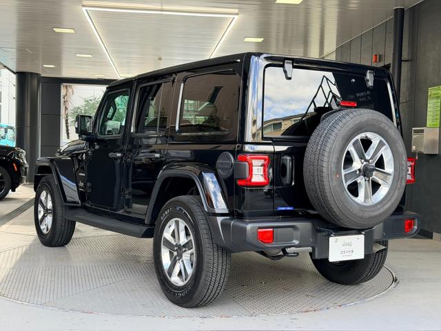 ジープ・ラングラーアンリミテッド サハラ ワンオーナー ドラレコ レザーシート LEDヘッドライト アダプディブクルーズコントロール ブラインドスポットモニター TV シートヒーター アップルカープレイ アンドロイドオート クリアランスソナー(7枚目)