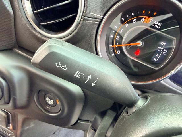 ジープ・ラングラーアンリミテッド サハラ ワンオーナー ドラレコ レザーシート LEDヘッドライト アダプディブクルーズコントロール ブラインドスポットモニター TV シートヒーター アップルカープレイ アンドロイドオート クリアランスソナー(35枚目)