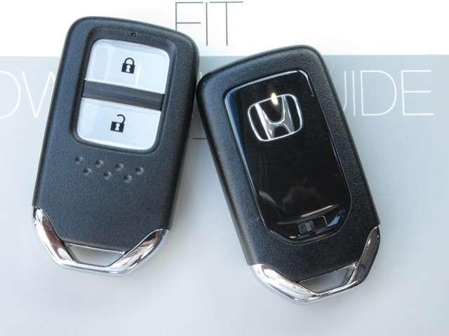 ホーム ホンダ認定中古車 ドラレコ ETC スマートキー バックカメラ メモリーナビ フルセグTV Bluetooth/USB オートライト LEDヘッドライト 電動格納ドアミラー デモカー(4枚目)