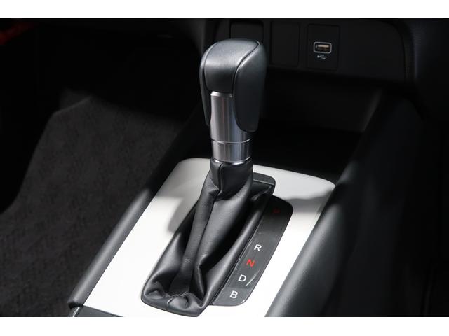 フィット e:HEVホーム 当社デモカー/バックカメラ/フルセグTV/メモリーナビ/インターナビ/盗難防止装置/USB入力電子/Bluetooth/CD/DVD再生/LEDヘッドライト/フロアマット/ETC/オートライト ACC(16枚目)