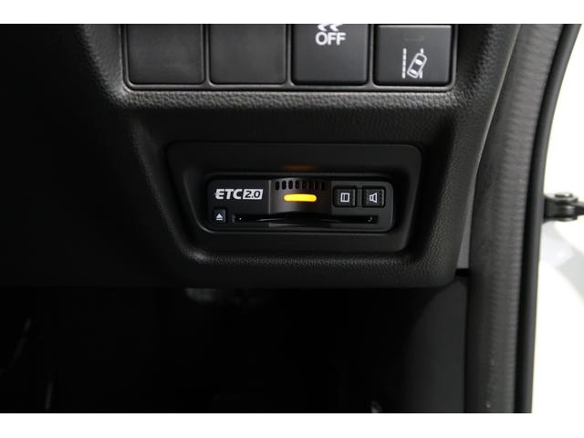 ステップワゴンスパーダ スパーダホンダセンシング　認定中古車　２年保証付　ワンオーナー　ナビ　Ｂカメラ　ドラレコ　ＥＴＣ　運転支援　ＬＫＡ　盗難防止　助手席エアバッグ　追従式クルーズコントロール　Ｗパワスラ　Ｂｌｕｅｔｏｏｔｈオーディオ　地デジ（18枚目）