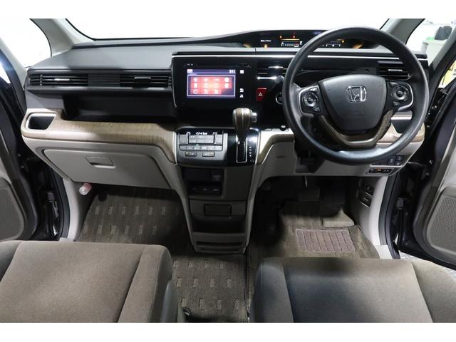 ステップワゴン Ｇ・ＥＸ　ホンダ認定中古車／バックカメラ／フルセグＴＶ／後席モニターメモリーナビ／インターナビ／ＵＳＢ入力電子／Ｂｌｕｅｔｏｏｔｈ／両側電動スライドドア／アルミホイール／３列シート／シートヒーター／フロアマット（8枚目）