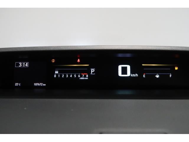 ステップワゴン Ｇ・ＥＸ　ホンダ認定中古車／バックカメラ／フルセグＴＶ／後席モニターメモリーナビ／インターナビ／ＵＳＢ入力電子／Ｂｌｕｅｔｏｏｔｈ／両側電動スライドドア／アルミホイール／３列シート／シートヒーター／フロアマット（12枚目）