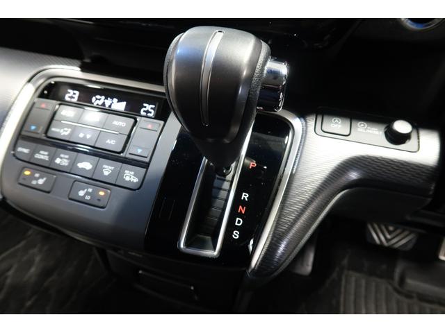 ステップワゴンスパーダ スパーダ・クールスピリットホンダセンシングブラスタ　ホンダ認定中古車／バックカメラ／フルセグＴＶ／メモリーナビ／インターナビ／ＣＤ／ＤＶＤ再生／両側電動スライドドア／フルエアロ／アルミホイール／オートマチックハイビーム／ターボ／レーンアシスト　衝突軽減（11枚目）