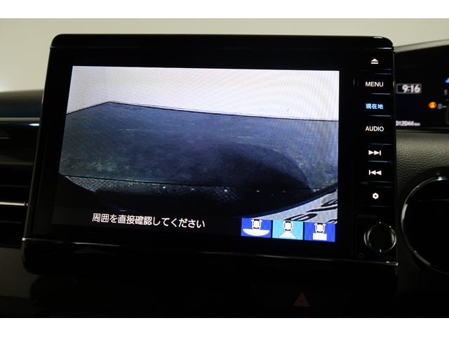 N-BOXカスタム G・Lホンダセンシング ホンダ認定中古車/バックカメラ/両側電動スライドドア/フルエアロ/メモリーナビ/インターナビ/CD/DVD再生/ミュージックサーバー/ベンチシート/アルミホイール/フロアマット/ETC/純正ナビ(11枚目)