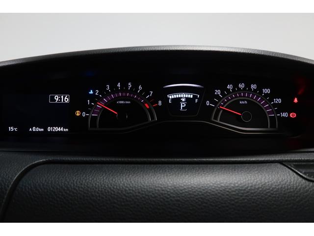 N-BOXカスタム G・Lホンダセンシング ホンダ認定中古車/バックカメラ/両側電動スライドドア/フルエアロ/メモリーナビ/インターナビ/CD/DVD再生/ミュージックサーバー/ベンチシート/アルミホイール/フロアマット/ETC/純正ナビ(13枚目)