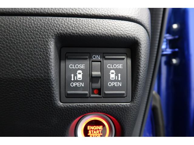 N-BOXカスタム G・Lホンダセンシング ホンダ認定中古車/バックカメラ/両側電動スライドドア/フルエアロ/メモリーナビ/インターナビ/CD/DVD再生/ミュージックサーバー/ベンチシート/アルミホイール/フロアマット/ETC/純正ナビ(17枚目)