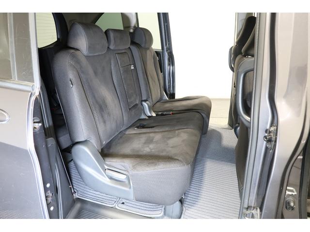 フリード Gジャストセレクション ホンダ認定中古車/バックカメラ/メモリーナビ/フルセグTV/Bluetooth/片側電動スライドドア/3列シート/ETC/オートライト/CD/DVD再生(18枚目)