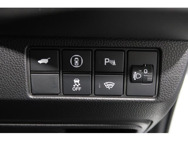 ヴェゼル e:HEVPLaY ホンダ認定中古車/バックカメラ/メモリーナビ/インターナビ/USB入力電子/Bluetooth/LEDヘッドライト/サンルーフ・ガラスルーフ/アルミホイール/シートヒーター/フロアマット/ETC(16枚目)