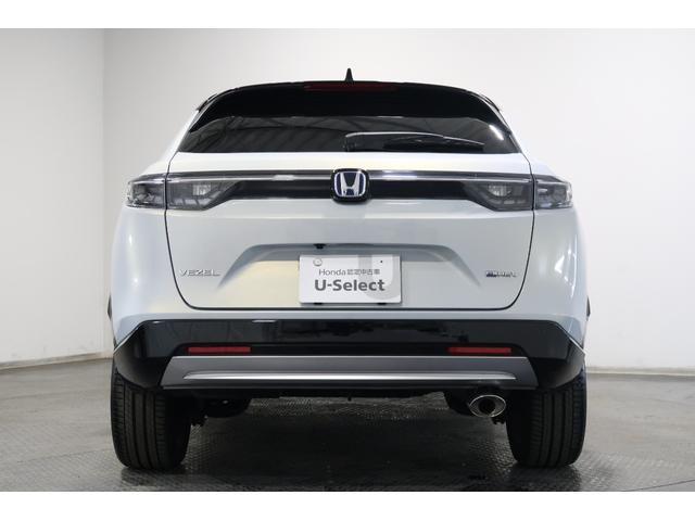ヴェゼル e:HEVPLaY ホンダ認定中古車/バックカメラ/メモリーナビ/インターナビ/USB入力電子/Bluetooth/LEDヘッドライト/サンルーフ・ガラスルーフ/アルミホイール/シートヒーター/フロアマット/ETC(23枚目)