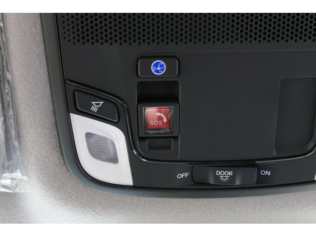 フィット クロスター　当社デモカー／バックカメラ／後席モニター／インターナビ／ＬＥＤヘッドライト／アルミホイール／ＥＴＣ／ワンセグＴＶ／フルセグＴＶ／メモリーナビ／ＵＳＢ入力電子／Ｂｌｕｅｔｏｏｔｈ／レーンアシスト（22枚目）