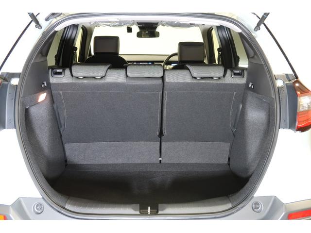 フィット クロスター　当社デモカー／バックカメラ／後席モニター／インターナビ／ＬＥＤヘッドライト／アルミホイール／ＥＴＣ／ワンセグＴＶ／フルセグＴＶ／メモリーナビ／ＵＳＢ入力電子／Ｂｌｕｅｔｏｏｔｈ／レーンアシスト（26枚目）