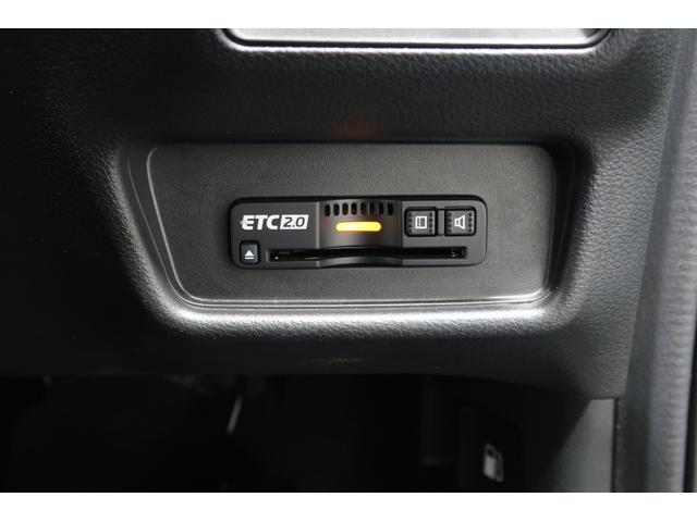 オデッセイ アブソルート・ＥＸ　ホンダ認定中古車／全周辺カメラ／両側電動スライドドア／電動リアゲート／ＬＥＤヘッドライト／電動シート／ウオークスルー／ベンチシート／シートヒーター／３列シート／オットマン／ＭＴモード付／ＥＴＣ／ナビ（21枚目）