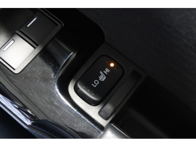 オデッセイ アブソルート・ＥＸ　ホンダ認定中古車／全周辺カメラ／両側電動スライドドア／電動リアゲート／ＬＥＤヘッドライト／電動シート／ウオークスルー／ベンチシート／シートヒーター／３列シート／オットマン／ＭＴモード付／ＥＴＣ／ナビ（23枚目）