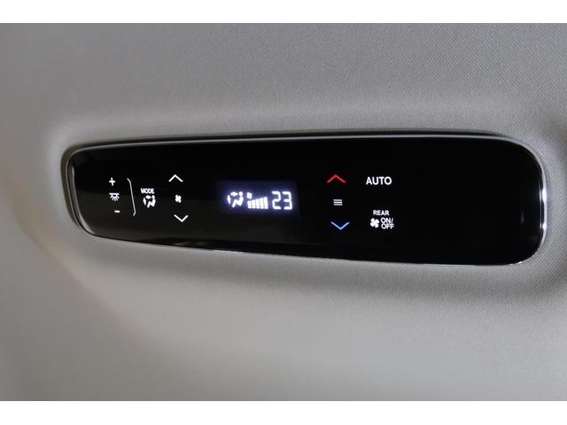 オデッセイ アブソルート・ＥＸ　ホンダ認定中古車／全周辺カメラ／両側電動スライドドア／電動リアゲート／ＬＥＤヘッドライト／電動シート／ウオークスルー／ベンチシート／シートヒーター／３列シート／オットマン／ＭＴモード付／ＥＴＣ／ナビ（28枚目）
