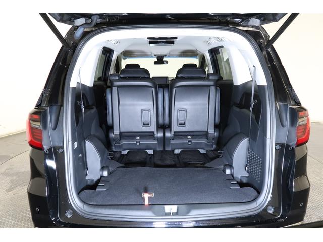 オデッセイ アブソルート・ＥＸ　ホンダ認定中古車／全周辺カメラ／両側電動スライドドア／電動リアゲート／ＬＥＤヘッドライト／電動シート／ウオークスルー／ベンチシート／シートヒーター／３列シート／オットマン／ＭＴモード付／ＥＴＣ／ナビ（32枚目）