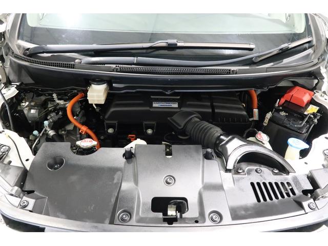 ステップワゴンスパーダ ｅ：ＨＥＶスパーダＧホンダセンシング　ホンダ認定中古車／バックカメラ／ワンセグＴＶ／フルセグＴＶ／メモリーナビ／インターナビ／ＣＤ／ＤＶＤ／アルミホイール／３列シート／ウオークスルー／オートライト／ＥＴＣ／純正ナビ　Ｂｌｕｅｔｏｏｔｈ音楽（29枚目）