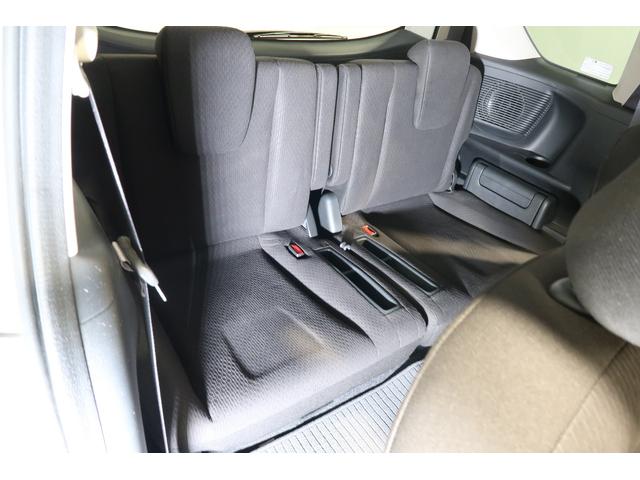 フリード Ｇジャストセレクション　ホンダ認定中古車／バックカメラ／ワンセグＴＶ／ＣＤ／片側電動スライドドア／３列シート／ＥＴＣ／オートライト／純正ナビ　Ｂｌｕｅｔｏｏｔｈ対応　Ｂモニター　スマトキー　ワンオナ　助手席エアバッグ　１セグ（18枚目）