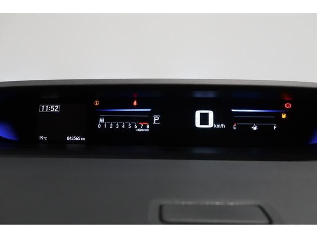 ステップワゴンスパーダ スパーダ・クールスピリットホンダセンシング　ホンダ認定中古車　１年保証　メモリーナビ　Ｂカメラ　ドラレコ　ＥＴＣワンオーナー　サイドエアバック　スマートキ　左右電動スライドドア　バックモニタ　Ｗエアコン　地ＴＶ　ナビ＆ＴＶ　三列シート　ＵＳＢ（13枚目）