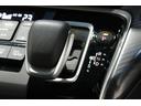 ｅ：ＨＥＶスパーダＧホンダセンシング　ホンダ認定中古車／バックカメラ／ワンセグＴＶ／フルセグＴＶ／メモリーナビ／インターナビ／ＣＤ／ＤＶＤ／アルミホイール／３列シート／ウオークスルー／オートライト／ＥＴＣ／純正ナビ　Ｂｌｕｅｔｏｏｔｈ音楽（12枚目）
