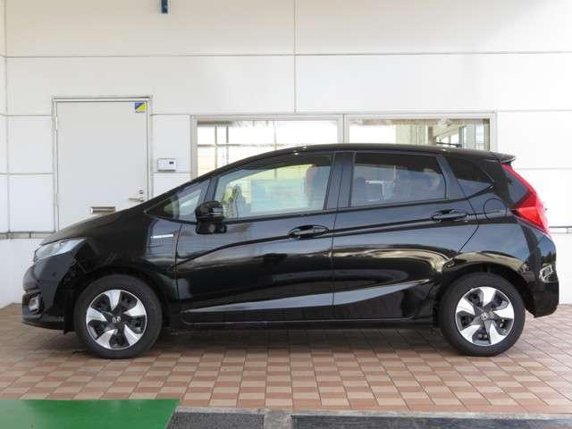 L ホンダセンシング Bluetooth対応ナビ フルセグTV リアカメラ 運転支援 ホンダ認定中古車 クルーズコントロール LEDヘッドライト(2枚目)
