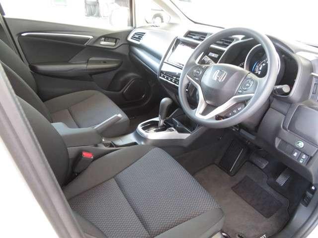 13G・S ホンダセンシング 大型ナビ 運転支援 ホンダ認定中古車 ドラレコ フルセグTV クルーズコントロール Bluetooth対応 LEDヘッドライト(9枚目)