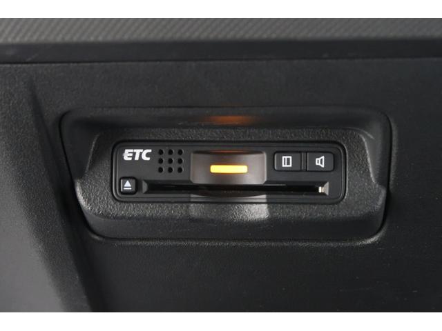 フリードハイブリッド ジャストセレクション　ナビ　Ｂカメラ　ＥＴＣ　横滑り防止機能　オートクルーズ　エアバック　ＤＶＤ再生可能　キーレスエントリー　ＰＳ　３列　フルオートエアコン　ＡＢＳ　パワーウィンドウ　運転席助手席エアバック　アイドリングＳ（15枚目）
