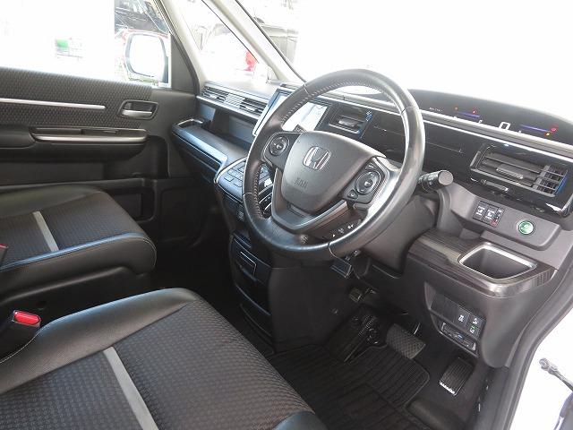 ステップワゴンスパーダ スパーダ・クールスピリット ディーラー保証 Bluetooth対応ナビ Hセンシング MTモードパドルシフト 両側電動スライドドア シートヒーター Wエアコン ターボ ミュージックサーバー ETC フルセグ LEDオートライト(9枚目)