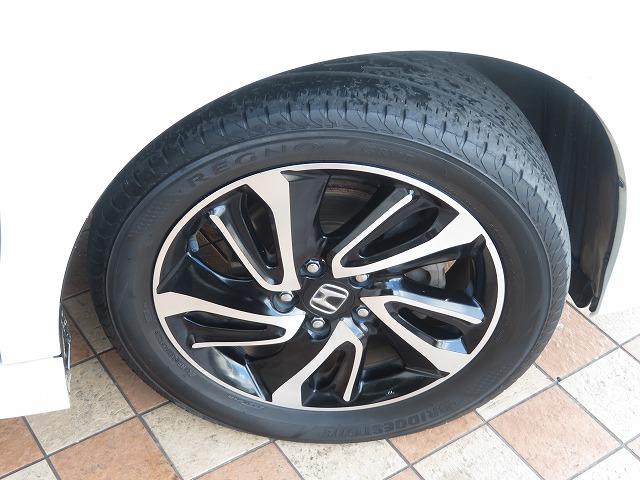 ステップワゴンスパーダ スパーダ・クールスピリット ディーラー保証 Bluetooth対応ナビ Hセンシング MTモードパドルシフト 両側電動スライドドア シートヒーター Wエアコン ターボ ミュージックサーバー ETC フルセグ LEDオートライト(27枚目)