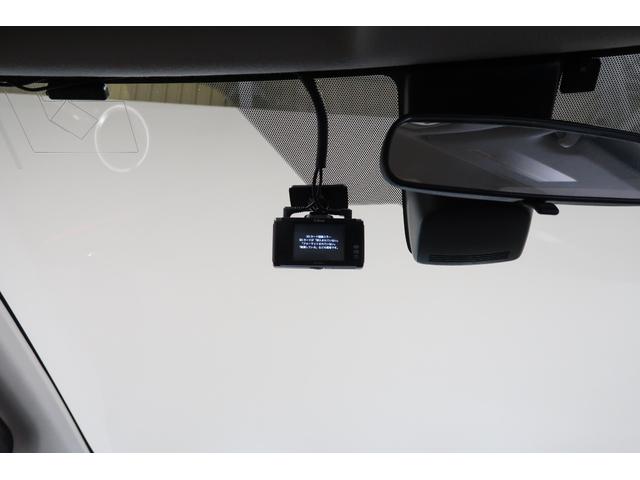 シエンタ G 1年保証 メモリーナビ Bカメラ ドラレコ ETC ナビ・TV スマートキープッシュスタート アイドリングS リアカメラ 地デジフルセグ フルオートエアコン パワーウィンド 運転席エアバック パワステ(17枚目)