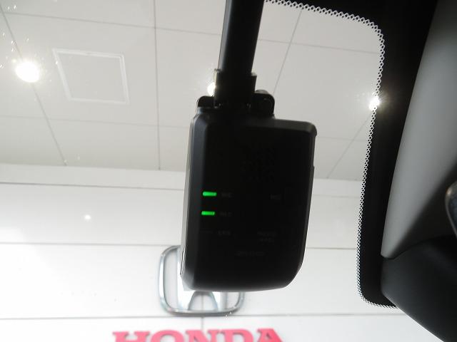 ZR-V e:HEVZ 2年保証 Hコネクト センシング 全周囲カメラ 車内Wi-Fi 前後ドラレコ アクセル踏み間違い抑制 電動リアゲート ステアリングヒーター 障害物センサー ブラインドスポットモニター 革シート レザー(21枚目)