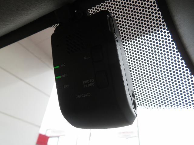 N-WGN L デモカー 2年保証 Hセンシング Bluetooth対応ナビ USB入力端子 ドラレコ クルーズコントロール シートヒーター 障害物センサー バックカメラ オートライト 電動格納ミラー ベンチシート(21枚目)