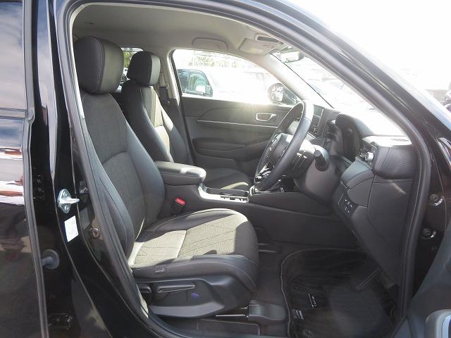 ヴェゼル e:HEVZ 2年保証 Hセンシング Bluetooth対応 前後ドラレコ Bluetooth対応ナビ USB入力端子 ステアリングヒーター 障害物センサー 電動リアゲート ブラインドスポットモニター コネクト(12枚目)