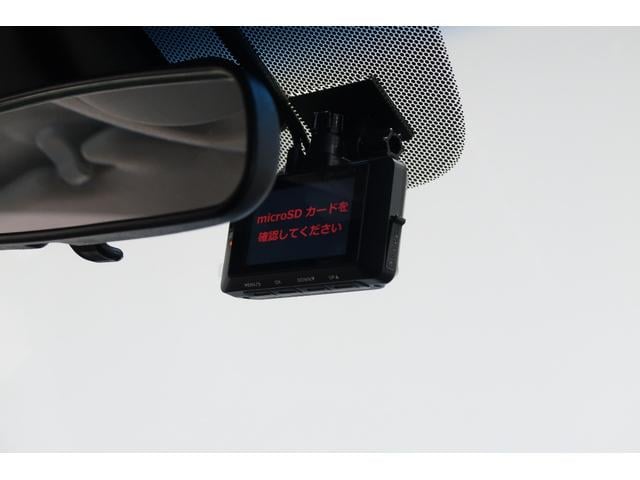 フリード クロスター 認定中古車 2年保証付 ワンオーナー Bluetooth対応ナビ バックカメラ 前後ドラレコ ETC 運転支援 センシング シートヒーター 3列シート 両側電動スライド USB入力端子 フルセグ(21枚目)